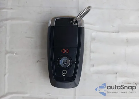 2018 Ford Ecosport Titanium z USA, uszkodzony, nr VIN MAJ6P1WL2JC198437